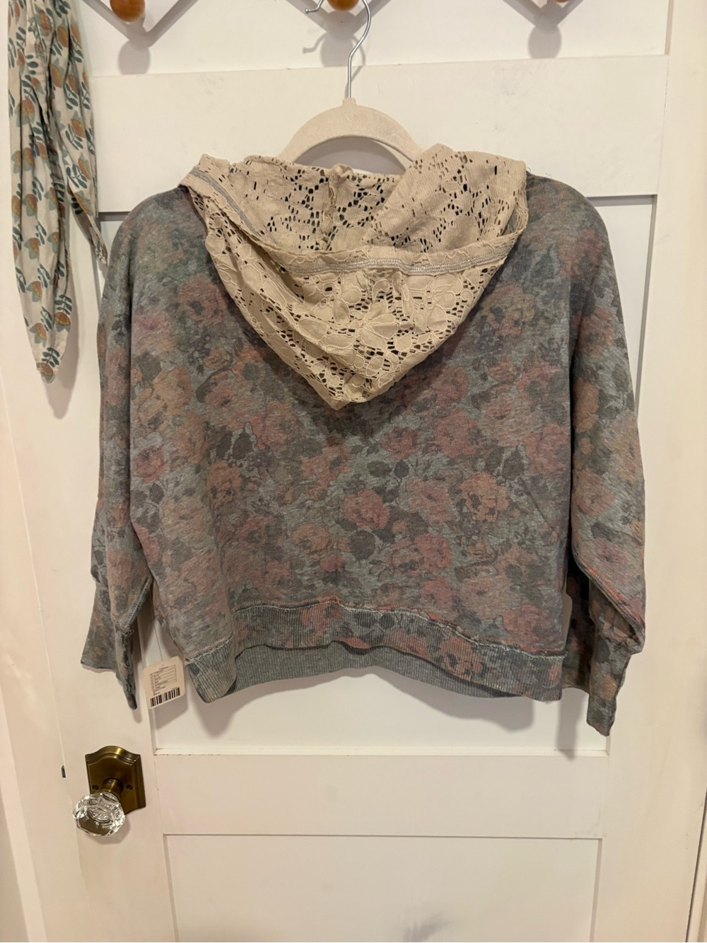 Vintage Free People Cropped Floral Hooded Pullover Sweatshirt in Gray and Pink - Picture 2 of 8